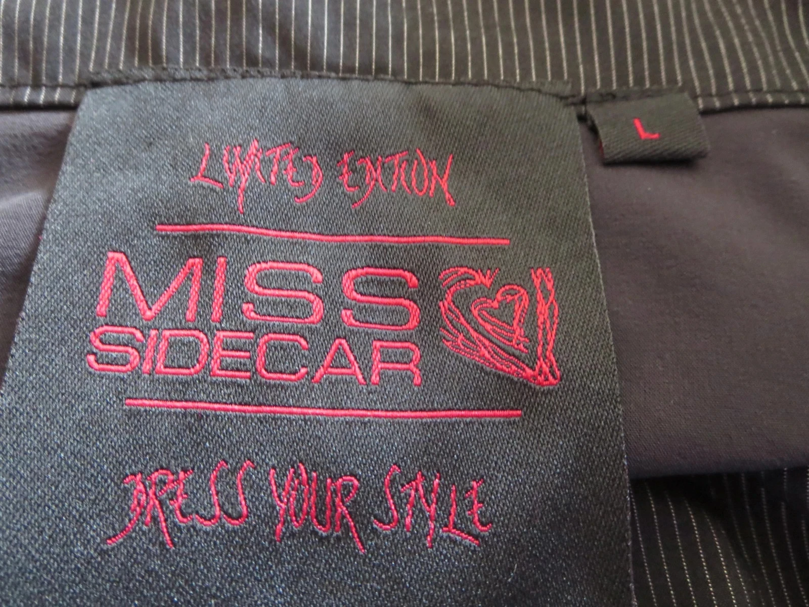 Robe originale Miss Sidecar streetwear/rock – Noir & Rouge – Taille L – photo 3